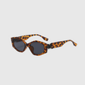 Lail Contour Narrow Angular Shades