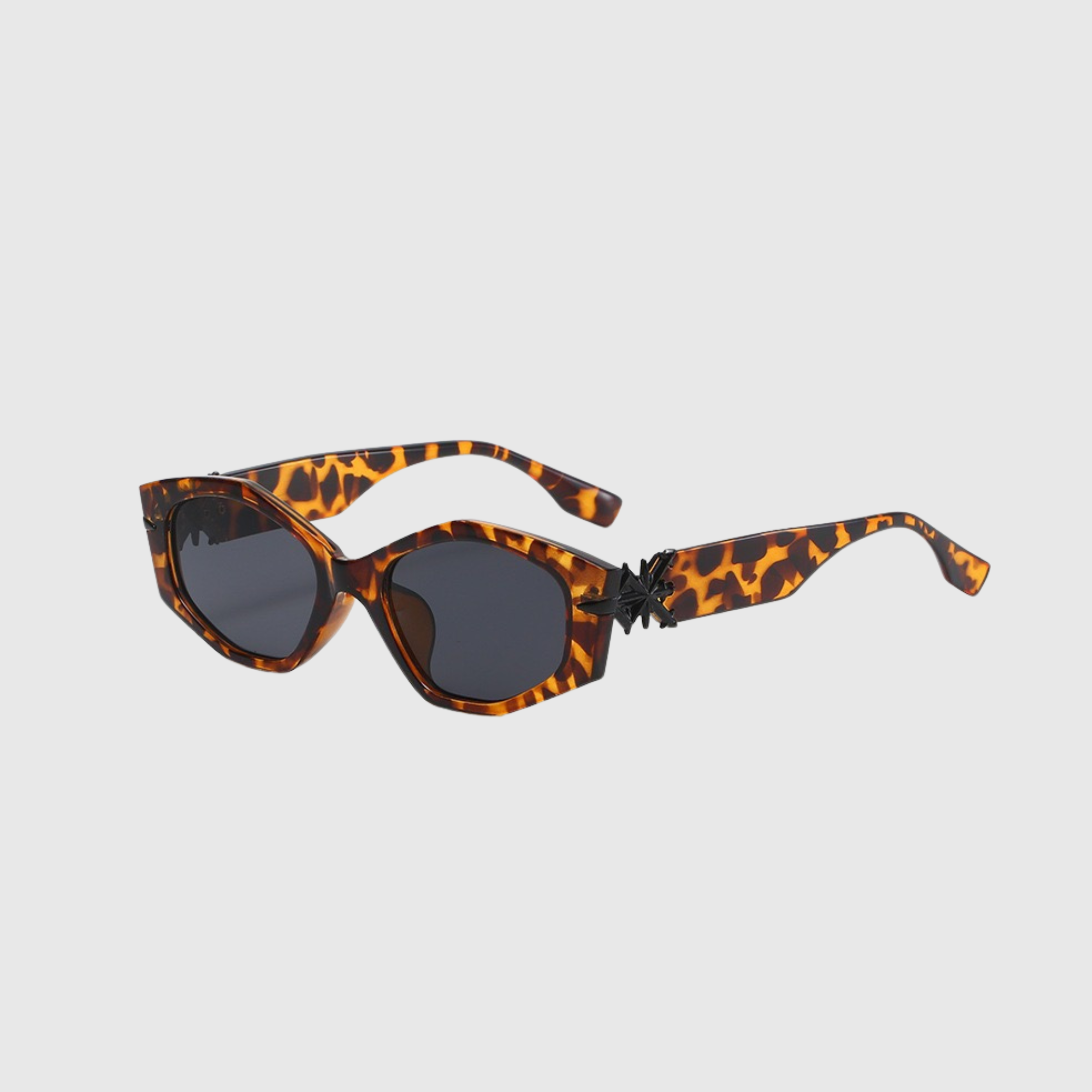 Lail Contour Narrow Angular Shades