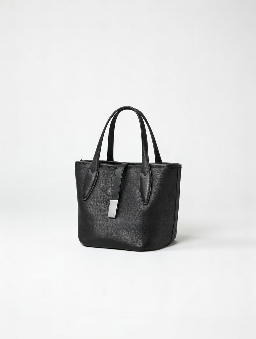 Rimal Echo Metal Lock Oversized Tote Bag