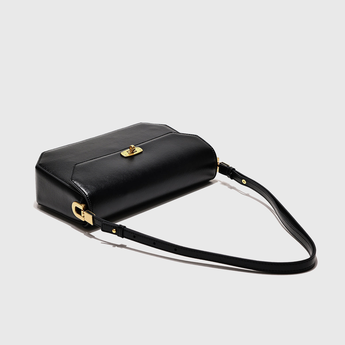 Shari Pulse Leather Flap Shoulder Bag