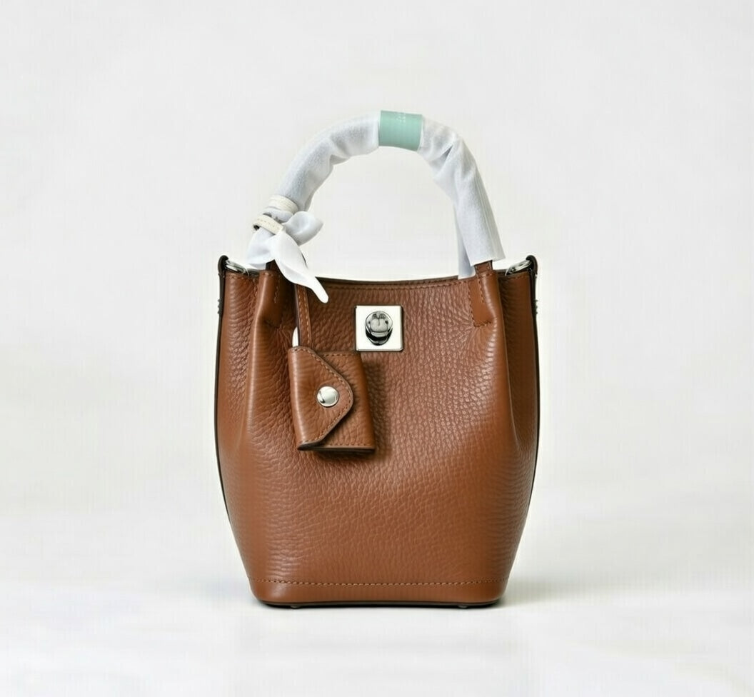 Shari Pulse Signature Bucket