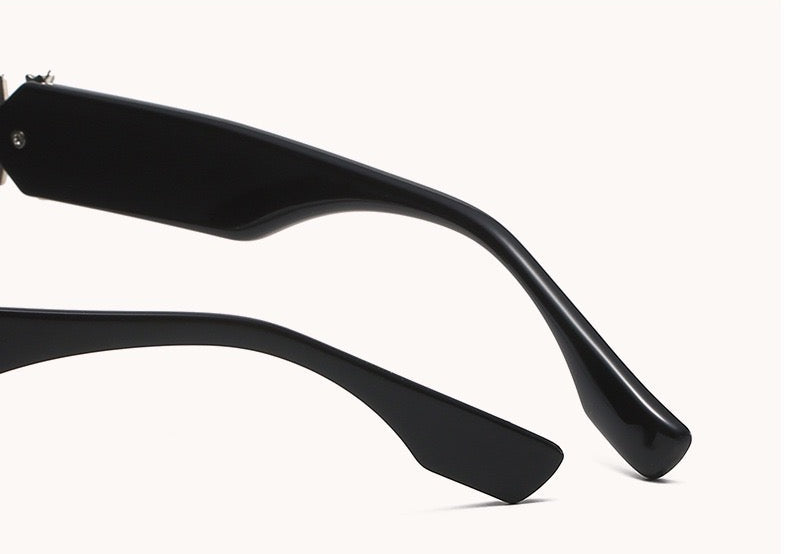 Lail Contour Narrow Angular Shades